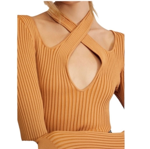 NWT Minkpink Gianna Knit Top in Various 3 - Picture 4 of 12